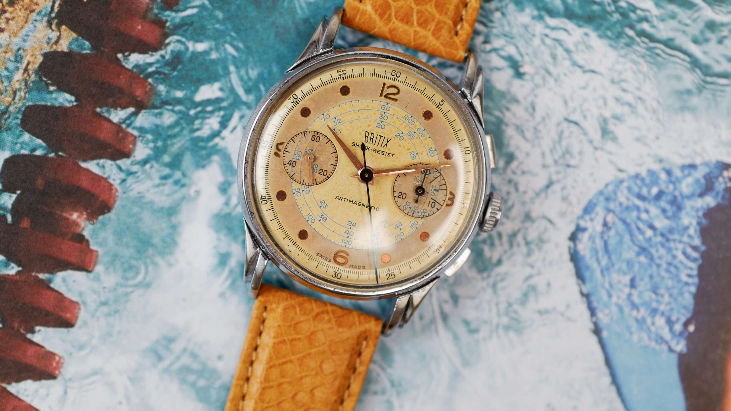 cafe-noir-les-montres-chronographe-suisse-en-acier-vintage-1950-venus-188