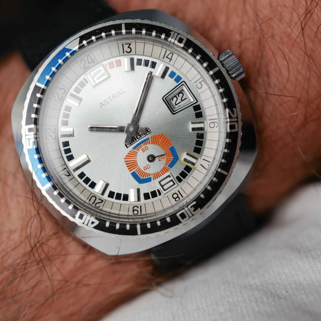 cafe-noir-montre-vintage-marseille-horloger-astral-skin-diver-vintage-tritium_3 cafe-noir-montre-vintage-marseille-horloger-astral-skin-diver-vintage-tritium