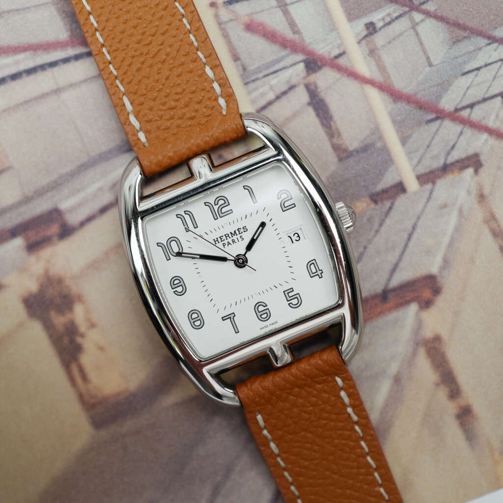 cafe-noir-montre-vintage-marseille-horloger-cape-cod-tonneau