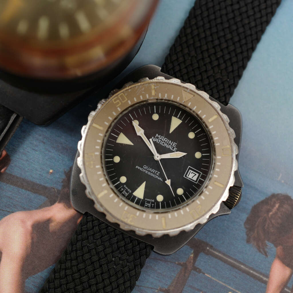 cafe-noir-montre-vintage-marseille-horloger-nationale-mrp-pvd