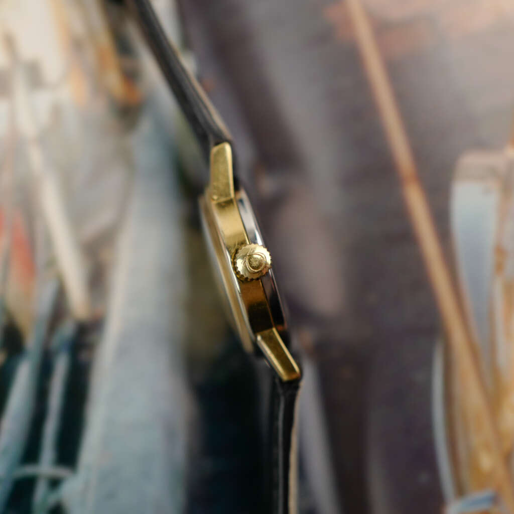 cafe-noir-montre-vintage-marseille-horloger-omega-mini-doree_8 cafe-noir-montre-vintage-marseille-horloger-omega-mini-doree