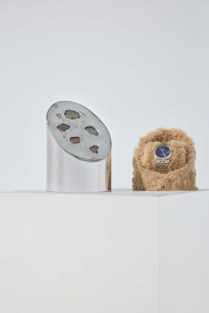 cafe-noir-montre-vintage-marseille-horloger-vaisseau-axel-chay-boite-montre-ecrin-aventurine