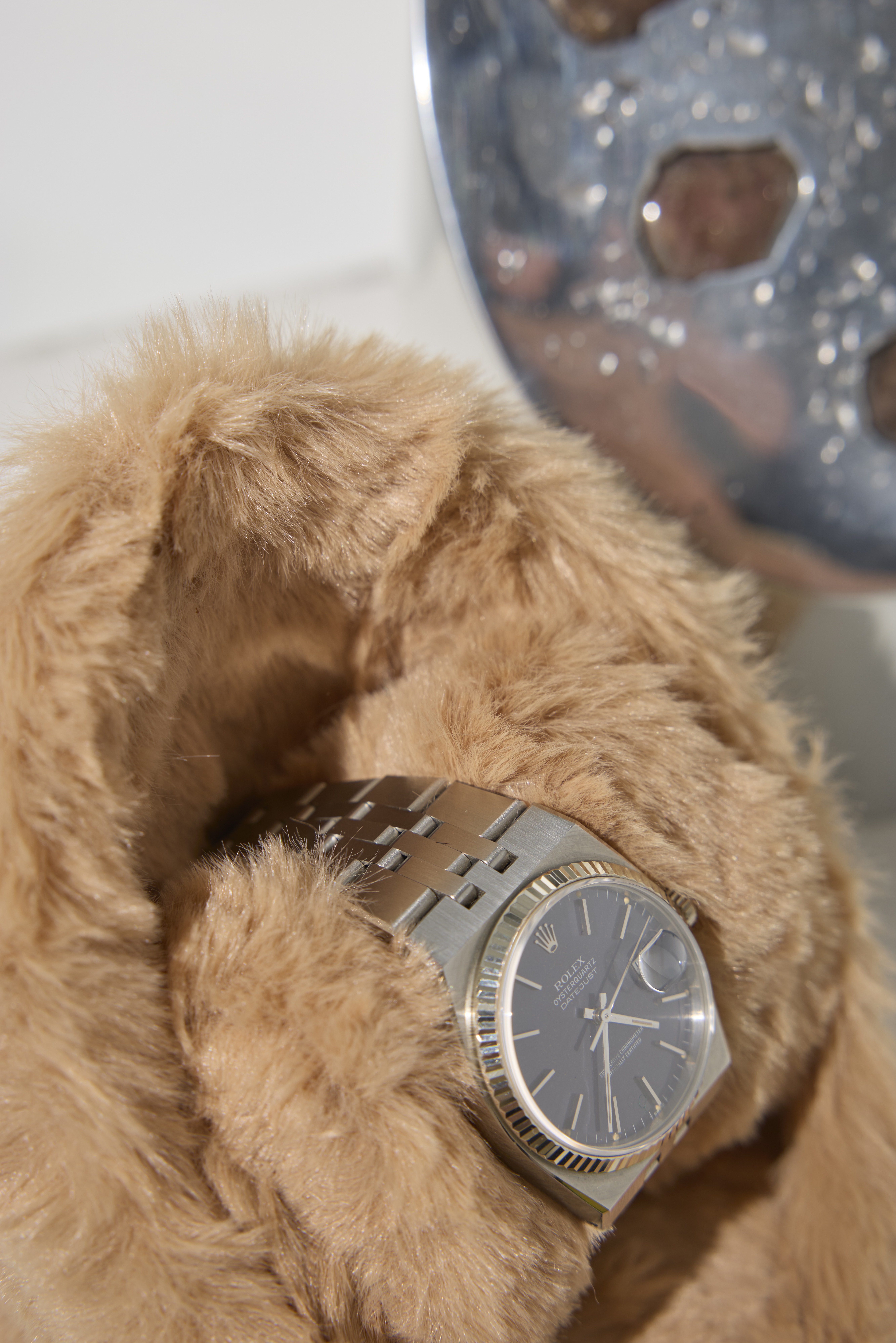 cafe-noir-montre-vintage-marseille-horloger-vaisseau-axel-chay-boite-montre-ecrin-aventurine