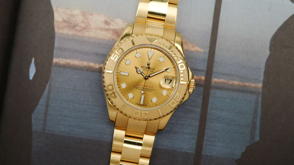 cafe-noir-montre-vintage-marseille-horloger-yacht-master-35-or-jaune-168628