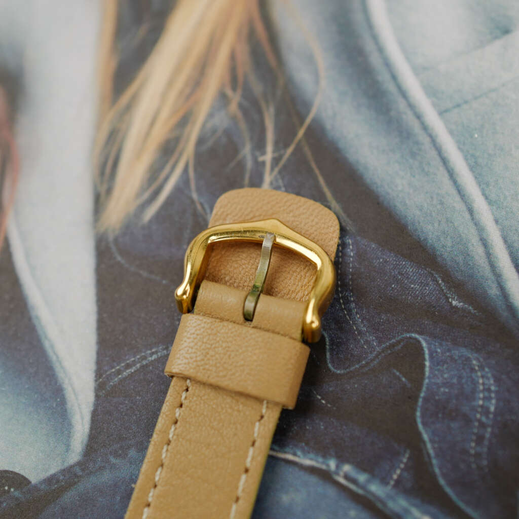 cafe-noir-montre-vintage-marseille-horloger-cartier-tank-must-gm-chiffres-romains-bleus-1990