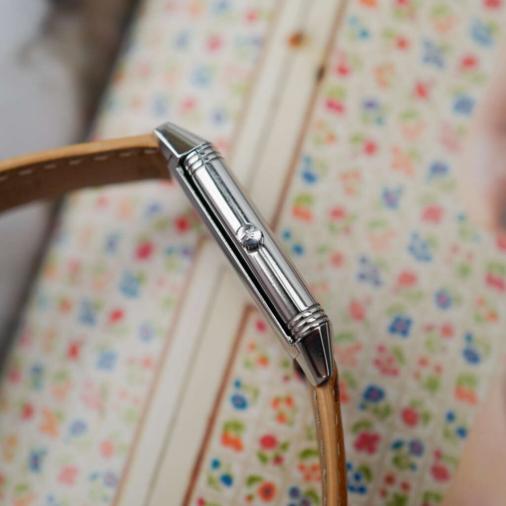 cafe-noir-montre-vintage-marseille-horloger-jaeger-lecoultre-reverso-classique-acier-1990-ref-250-8-86