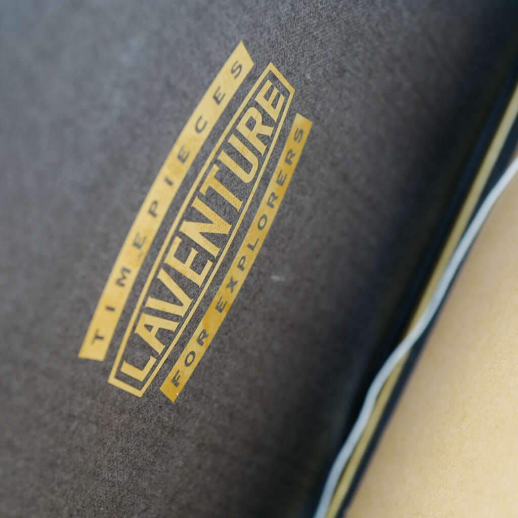 cafe-noir-montre-vintage-marseille-horloger-laventure-limited-green