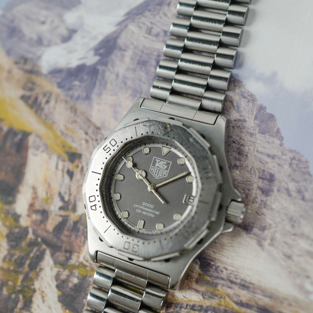 cafe-noir-montre-vintage-marseille-horloger-tag-heuer-professional-3000