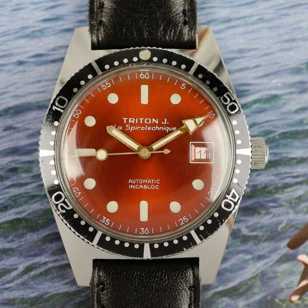 cafe-noir-montre-vintage-marseille-horloger-triton-j-la-spirotechnique-143-200-cousteau-1960