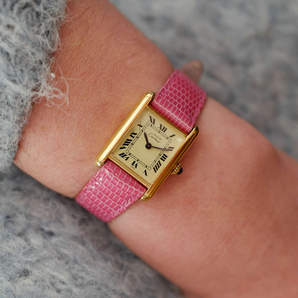 cartier-tank-must-mecanique-chiffres-romains-pour-femme-vintage-1980-rose-bracelet_10 cartier-tank-must-mecanique-chiffres-romains-pour-femme-vintage-1980-rose-bracelet