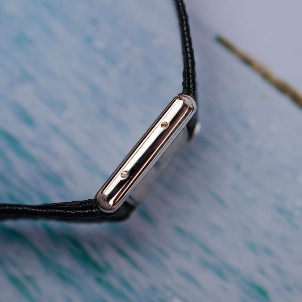 cartier-tank-must-pm-femme-rare-boitier-argent-vintage-annees-1980