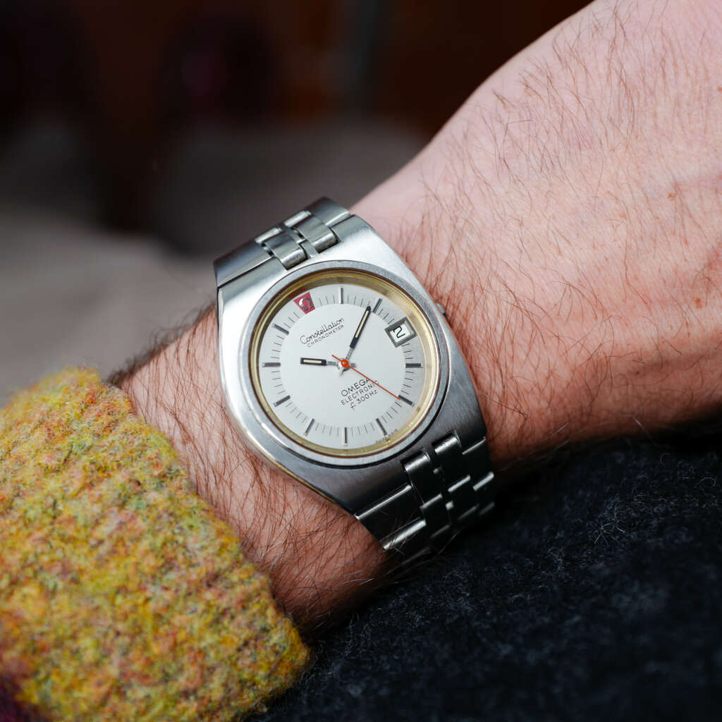 omega-d-shape-asymetrique-f300hz-geneve-chronometer-ref-198-021-vintage-1970