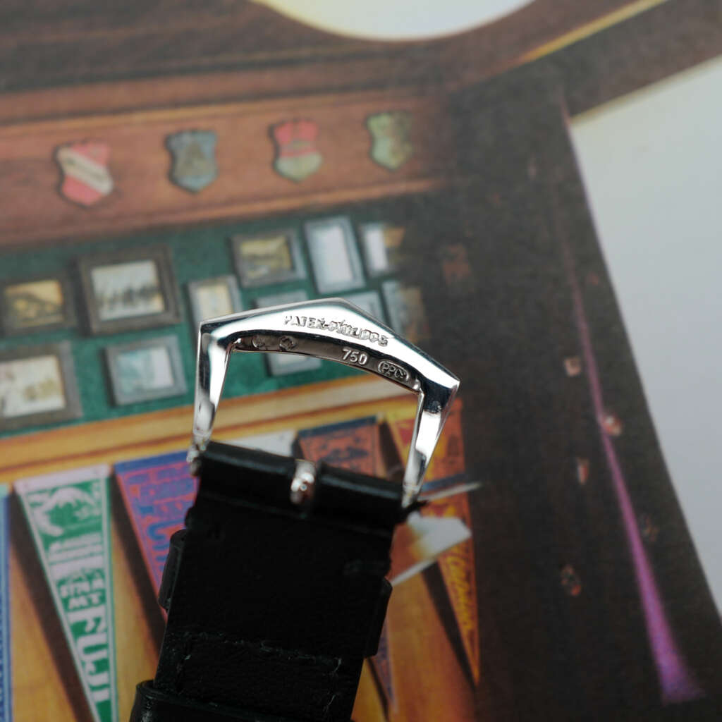 patek-philippe-ellipse-ref-3545-or-blanc-cadran-bleu-vintage-1970_2