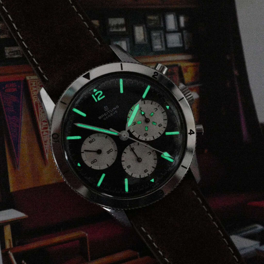 cafe-noir-montre-vintage-marseille-horloger-breitling-chronographe-765-avi-raquel-welch-1969