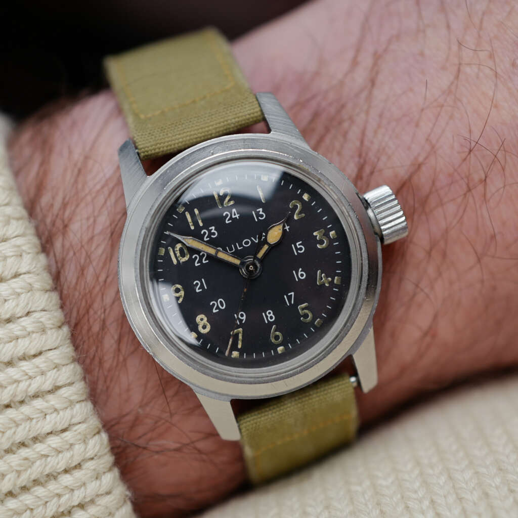 cafe-noir-montre-vintage-marseille-horloger-bulova-us-army-property-vietnam-militaire-a17-boussole-compass-waltham