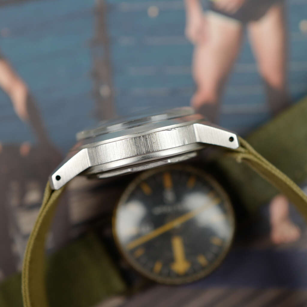cafe-noir-montre-vintage-marseille-horloger-bulova-us-army-property-vietnam-militaire-a17-boussole-compass-waltham_9 cafe-noir-montre-vintage-marseille-horloger-bulova-us-army-property-vietnam-militaire-a17-boussole-compass-waltham
