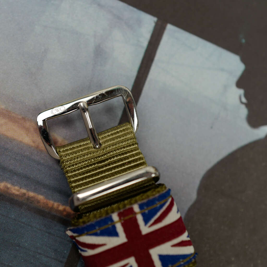 cafe-noir-montre-vintage-marseille-horloger-cwc-g10-quartz-tritium-1995-dotations-britannique_10 cafe-noir-montre-vintage-marseille-horloger-cwc-g10-quartz-tritium-1995-dotations-britannique