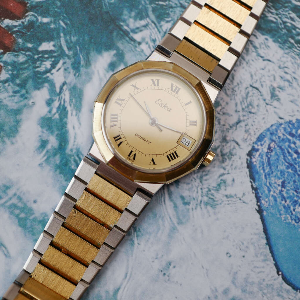 cafe-noir-montre-vintage-marseille-horloger-eska-bicolore-quartz-annees-1980