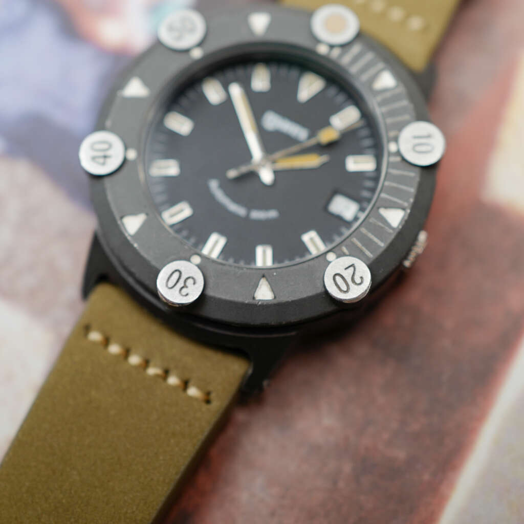 cafe-noir-montre-vintage-marseille-horloger-mares-tecron-fibre-verre-tritium-1980_6 cafe-noir-montre-vintage-marseille-horloger-mares-tecron-fibre-verre-tritium-1980