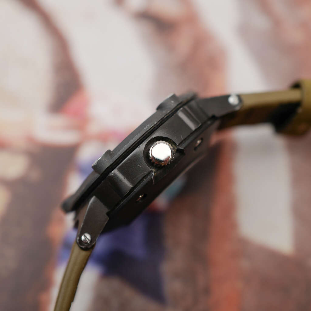 cafe-noir-montre-vintage-marseille-horloger-mares-tecron-fibre-verre-tritium-1980_8 cafe-noir-montre-vintage-marseille-horloger-mares-tecron-fibre-verre-tritium-1980