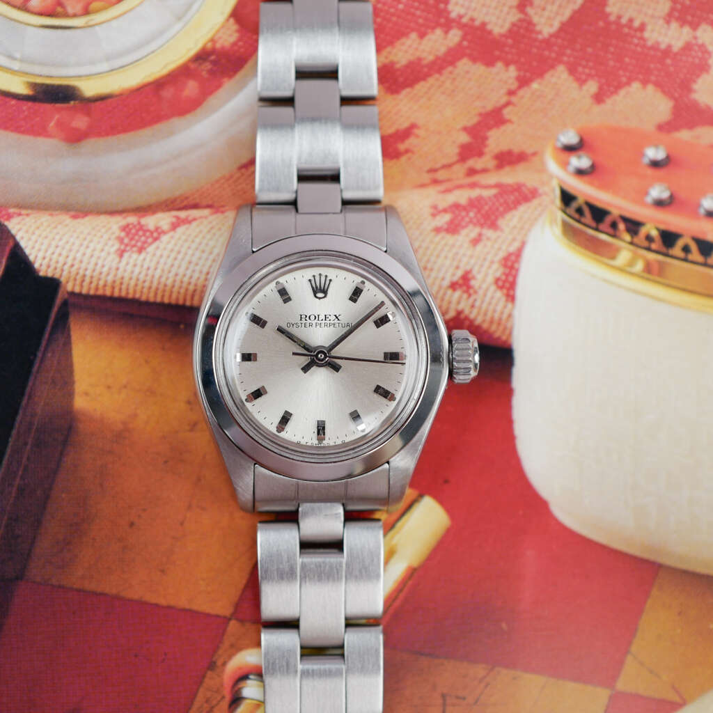 cafe-noir-montre-vintage-marseille-horloger-mini-rolex-vintage-oyster-perpetual-6718-sigma-1977