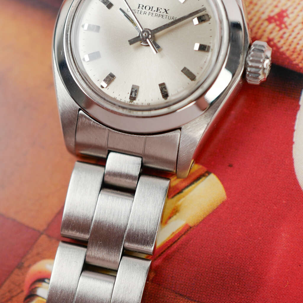 cafe-noir-montre-vintage-marseille-horloger-mini-rolex-vintage-oyster-perpetual-6718-sigma-1977_5 cafe-noir-montre-vintage-marseille-horloger-mini-rolex-vintage-oyster-perpetual-6718-sigma-1977