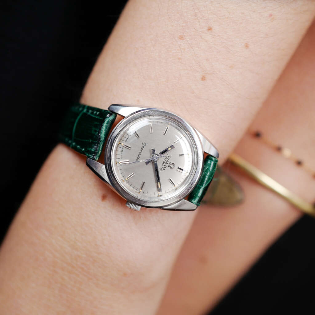 cafe-noir-montre-vintage-marseille-horloger-mini-seamaster-femme-omega-automatique-1980