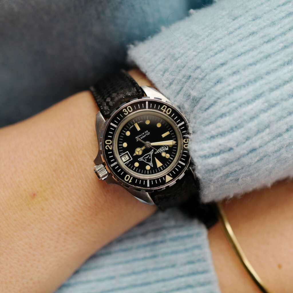 cafe-noir-montre-vintage-marseille-horloger-mini-submariner-femme-morden-quartz-1980