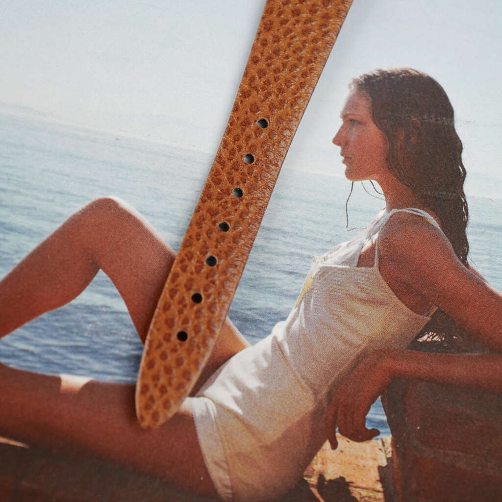 cafe-noir-montre-vintage-marseille-horloger-montdor-pebble-mini-plongeuse-femme-1970