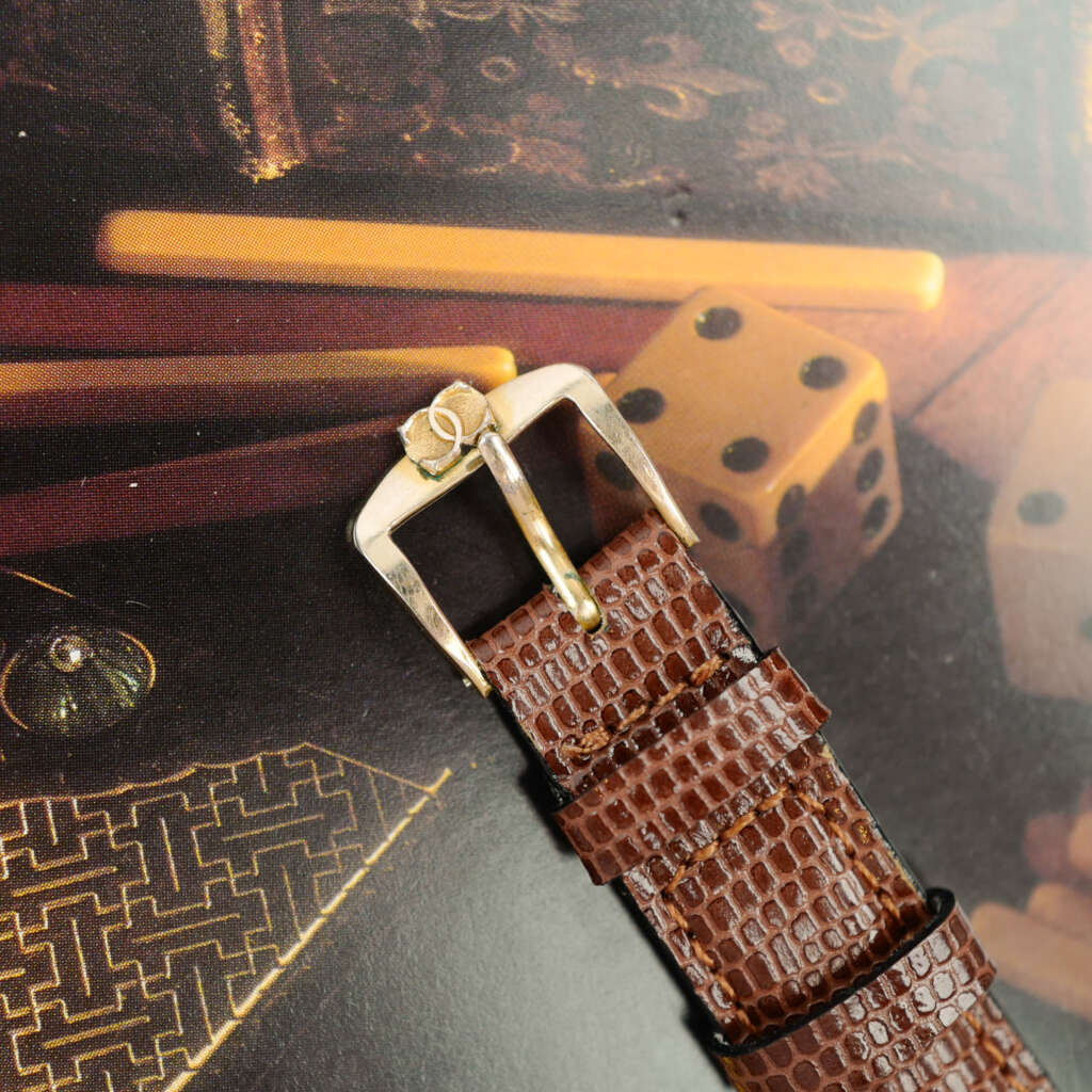 cafe-noir-montre-vintage-marseille-horloger-cartier-tank-stepped-new-york-jumbo-1960