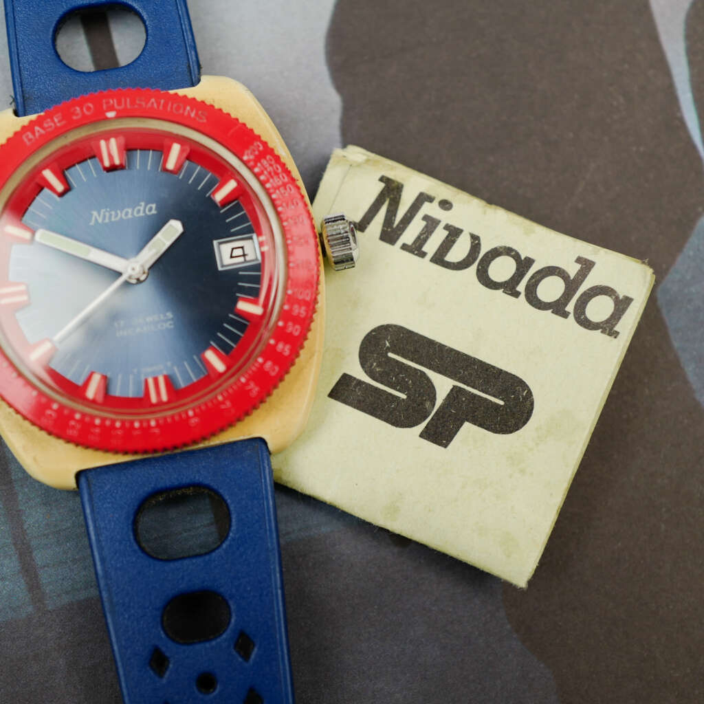 cafe-noir-montre-vintage-marseille-horloger-nivada-fiber-star-surf-watch-1970