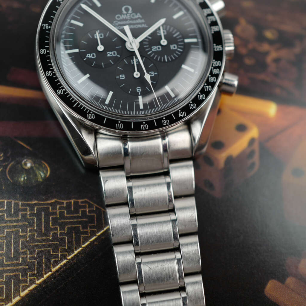 cafe-noir-montre-vintage-marseille-horloger-omega-speedmaster-professional-moonwatch-357050-1990_7 cafe-noir-montre-vintage-marseille-horloger-omega-speedmaster-professional-moonwatch-357050-1990