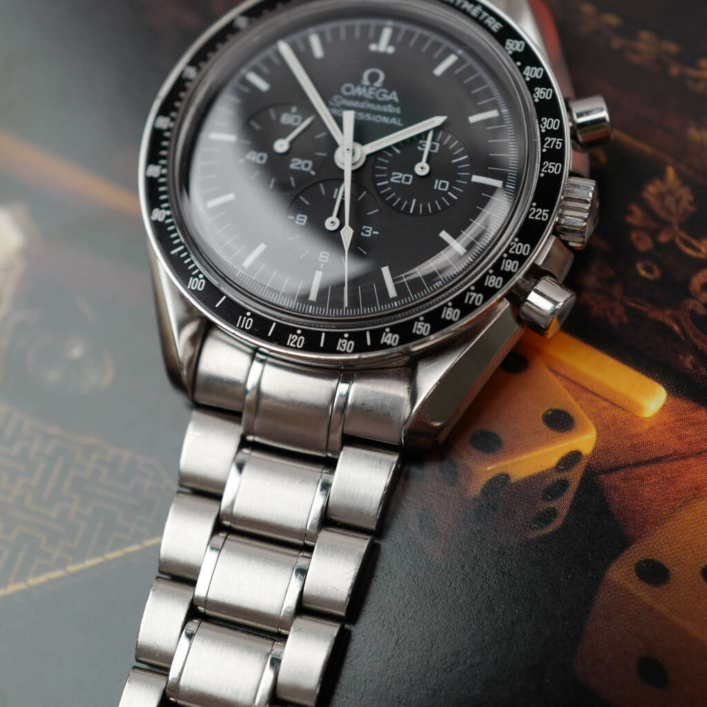 cafe-noir-montre-vintage-marseille-horloger-omega-speedmaster-professional-moonwatch-357050-1990_8 cafe-noir-montre-vintage-marseille-horloger-omega-speedmaster-professional-moonwatch-357050-1990