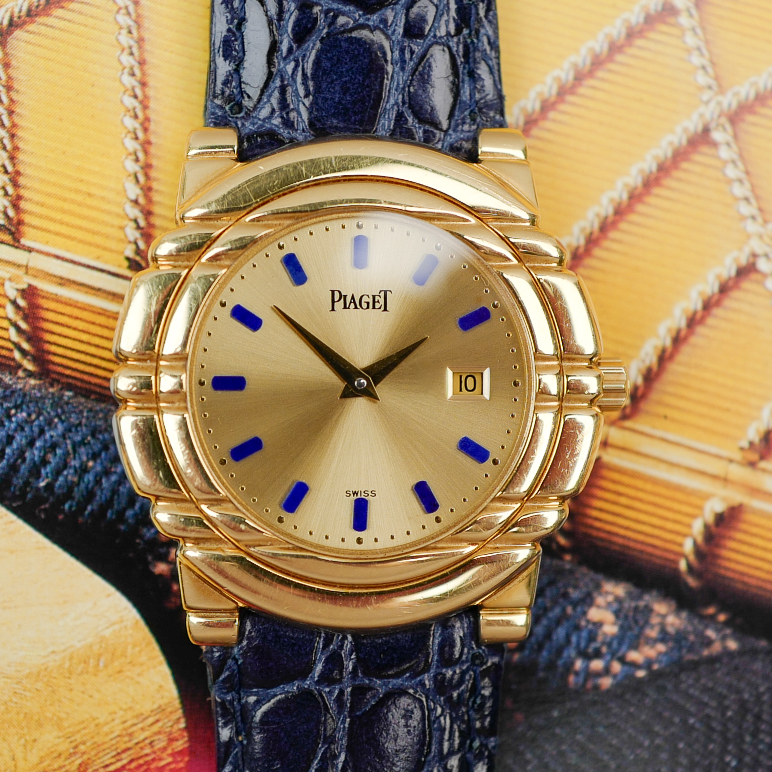 PIAGET Tanagra « Lapis-Lazuli Dial », Or Jaune 18 carats, Réf. 17241 (Vintage 1980)