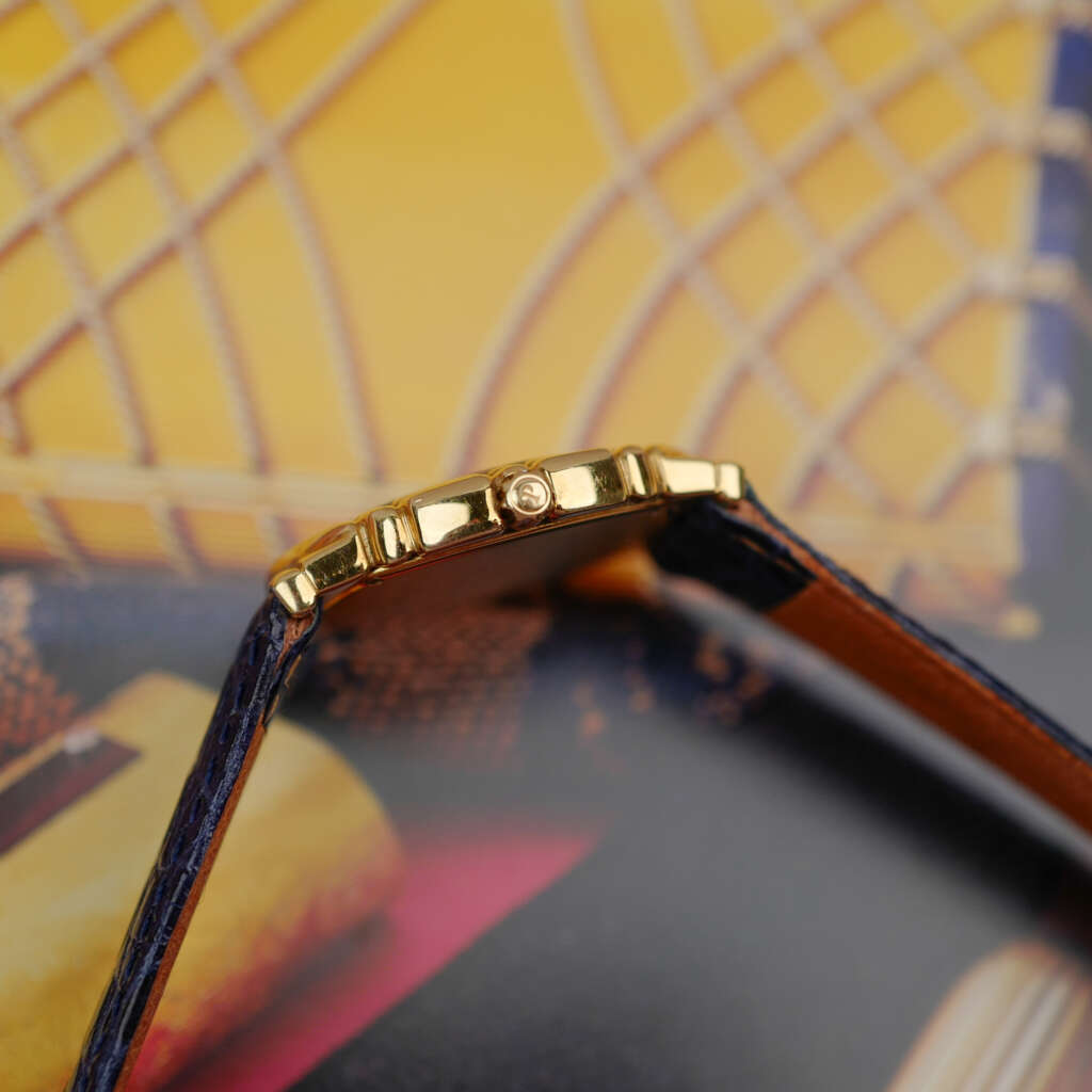 cafe-noir-montre-vintage-marseille-horloger-piaget-tanagra-lapis-lazuli-or-jaune-17241-1980