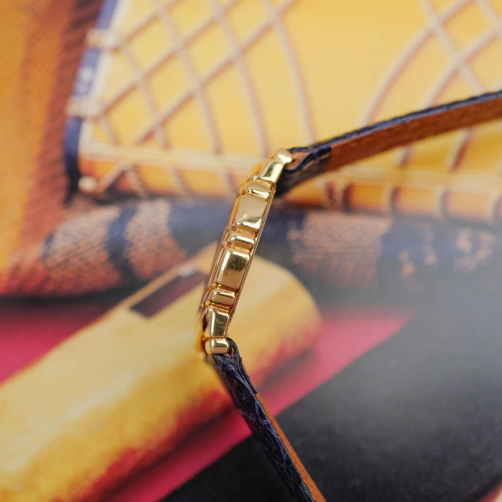 cafe-noir-montre-vintage-marseille-horloger-piaget-tanagra-lapis-lazuli-or-jaune-17241-1980