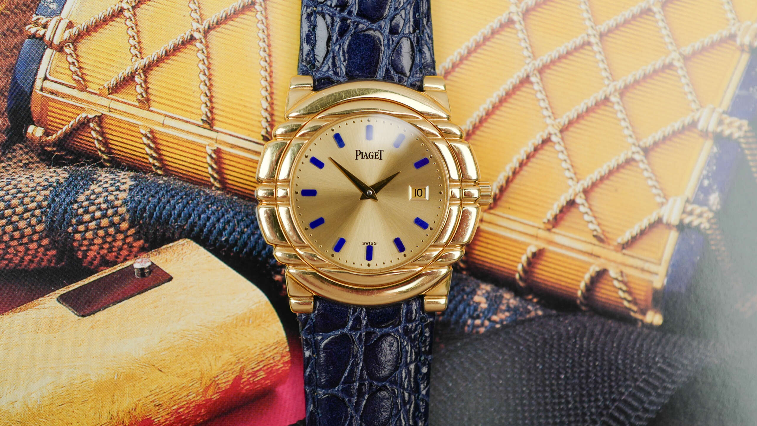 cafe-noir-montre-vintage-marseille-horloger-piaget-tanagra-lapis-lazuli-or-jaune-17241-1980