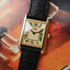 cartier-tank-must-quartz-chiffres-romains-pour-femme-vintage-1990