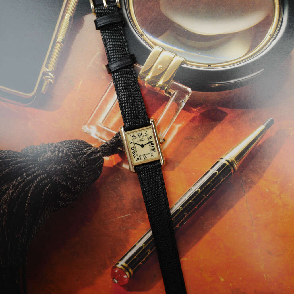 cartier-tank-must-quartz-chiffres-romains-pour-femme-vintage-1990