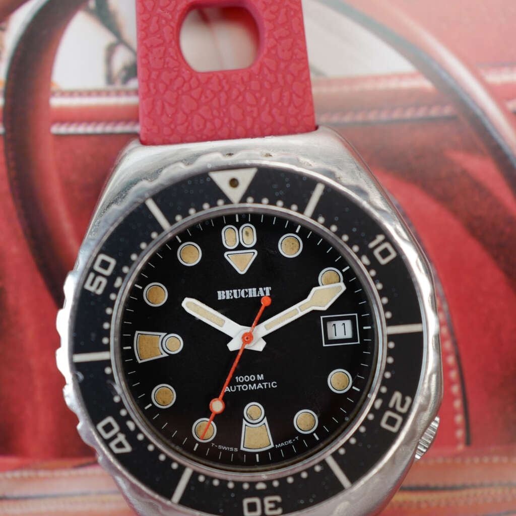 cafe-noir-montre-vintage-marseille-horloger-beuchat-marseille-1000m-marine-nationale-1980