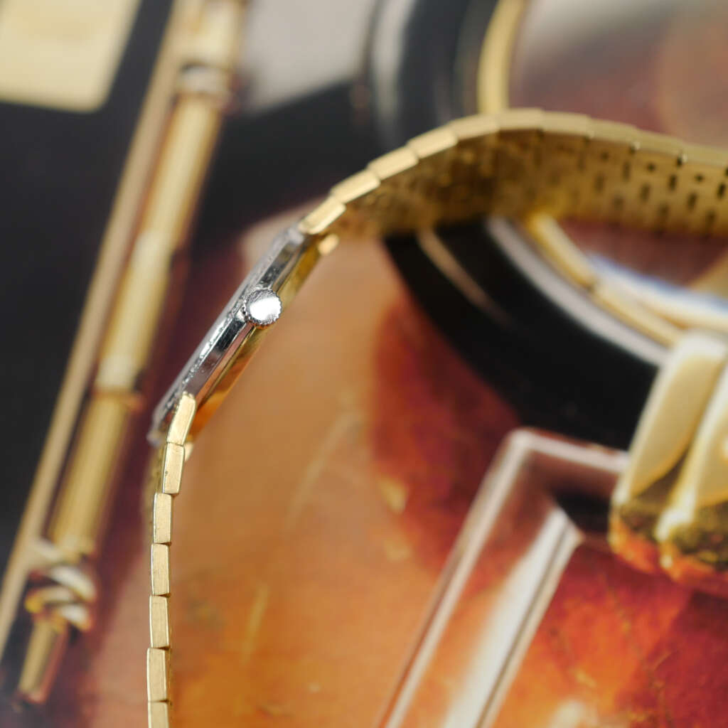 cafe-noir-montre-vintage-marseille-horloger-piaget-cocktail-watch-or-diamants-925a3-1970