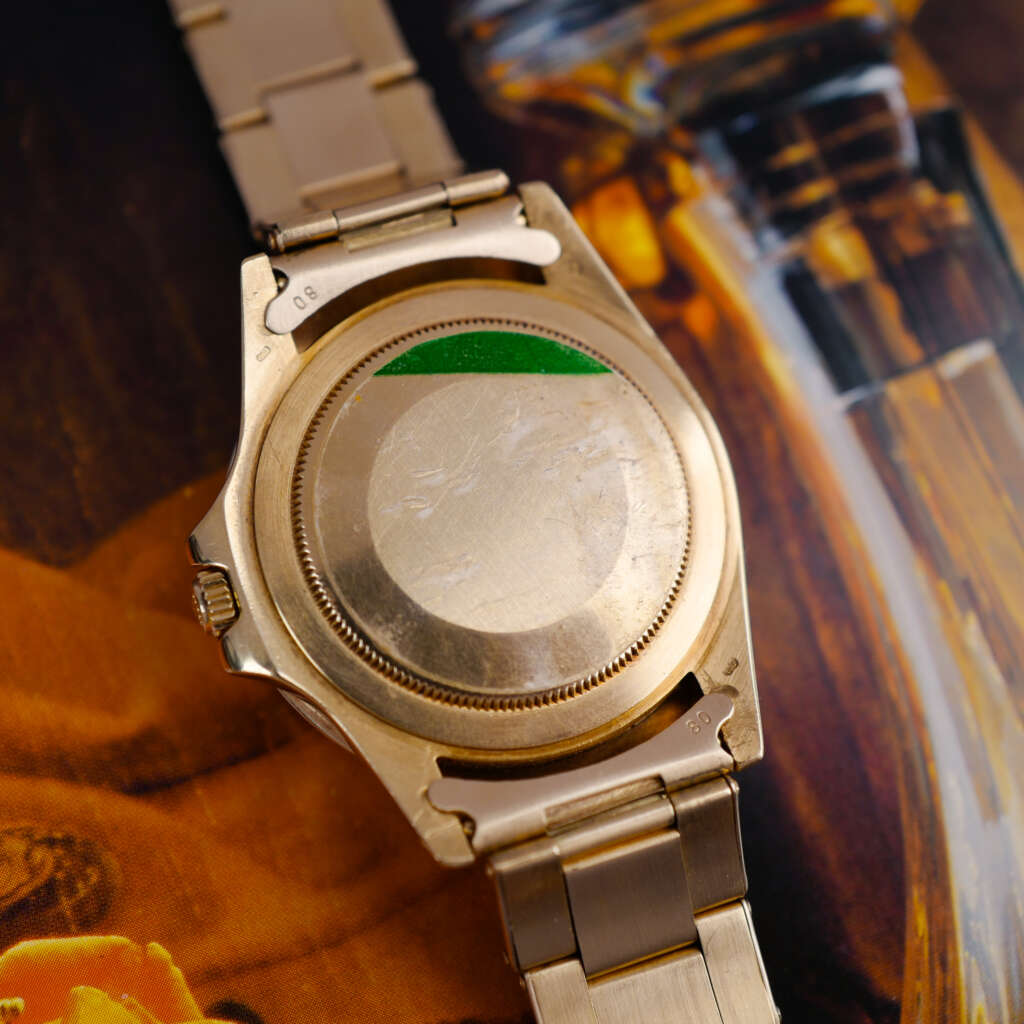 cafe-noir-montre-vintage-marseille-horloger-rolex-gmt-master-1675-or-jaune-rootbeer-1973