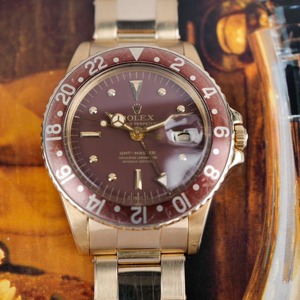 cafe-noir-montre-vintage-marseille-horloger-rolex-gmt-master-1675-or-jaune-rootbeer-1973