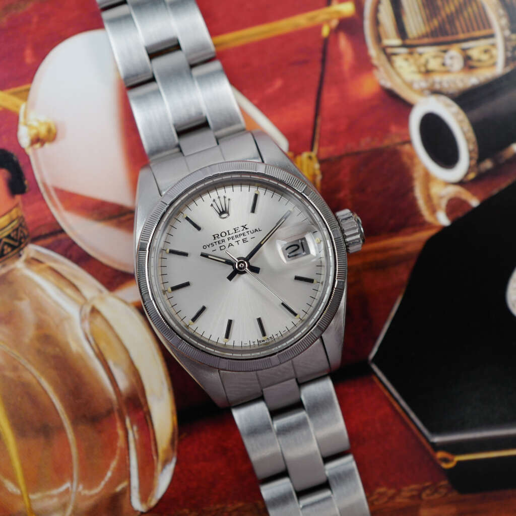 cafe-noir-montre-vintage-marseille-horloger-rolex-mini-oyster-perpetual-date-femme-1978-cadran-blanc