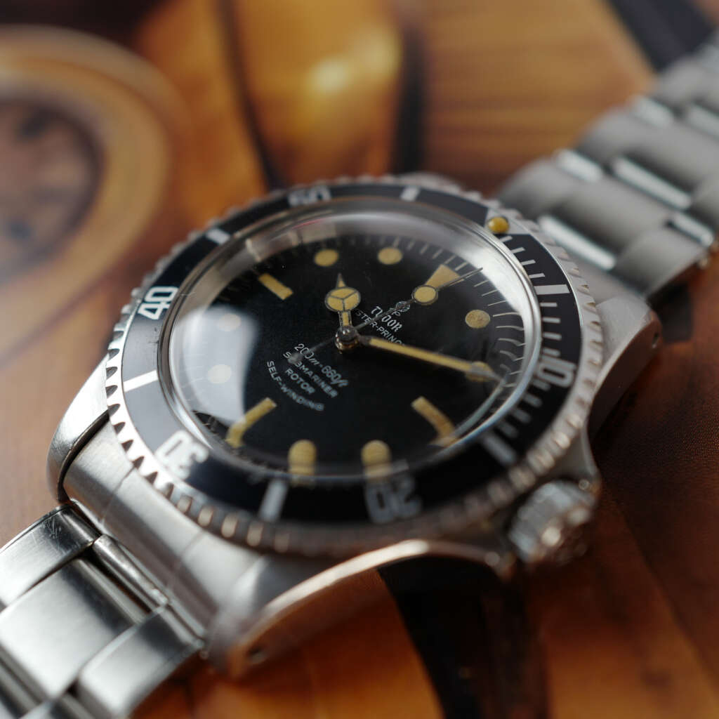 cafe-noir-montre-vintage-marseille-horloger-tudor-oyster-prince-submariner-7928-1968