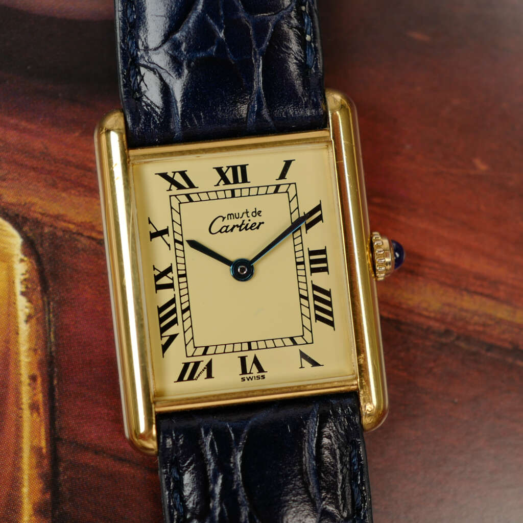 cafe-noir-montre-vintage-marseille-horloger-cartier-tank-must-vermeil-grand-modele-vintage-1990