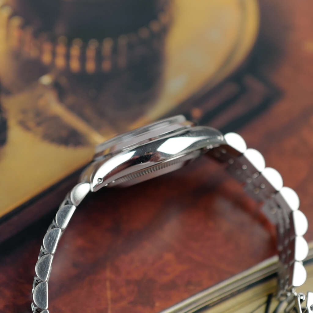 cafe-noir-montre-vintage-marseille-horloger-rolex-datejust-6916-radial-dial-1978