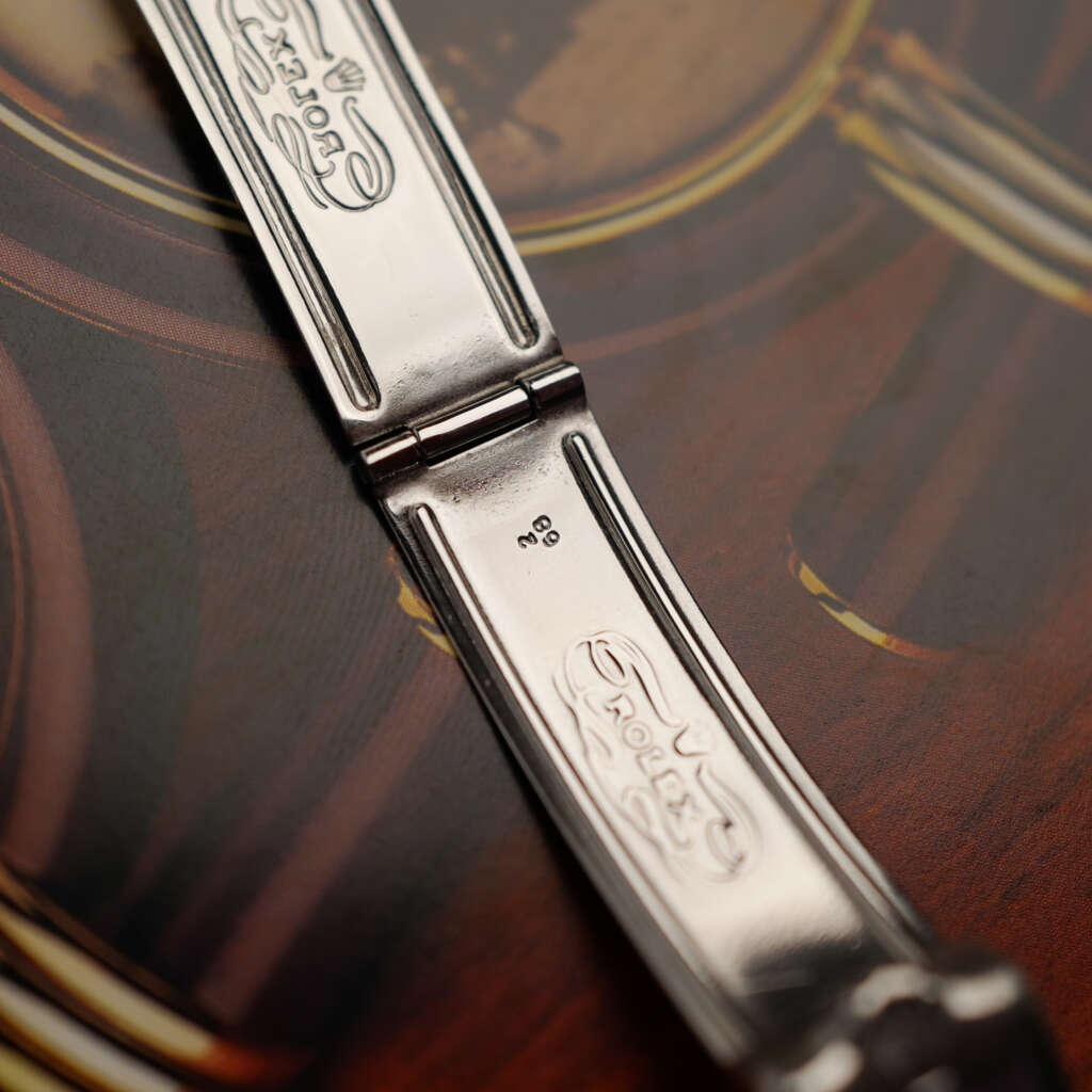 cafe-noir-montre-vintage-marseille-horloger-rolex-oyster-perpetual-date-1501-tropical-dial-1974_9 cafe-noir-montre-vintage-marseille-horloger-rolex-oyster-perpetual-date-1501-tropical-dial-1974_2