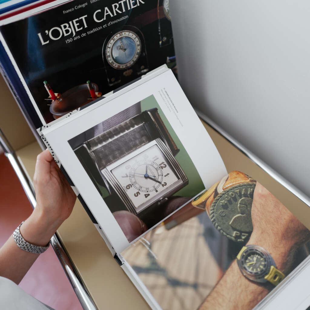 cafe-noir-livre-collectionner-les-histoires-maxime-garabedian-horlogerie-vintage-marseille-idee-cadeauu-fete-des-peres