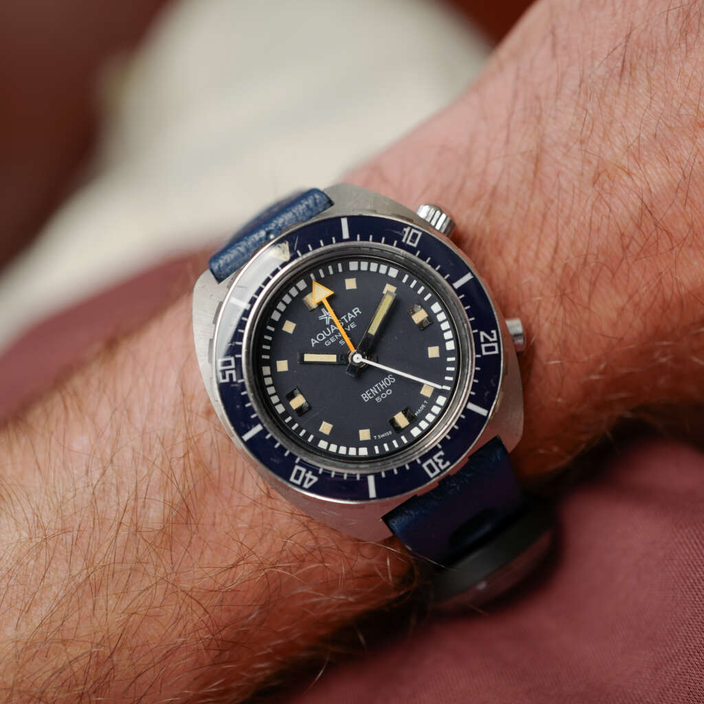 cafe-noir-montre-vintage-marseille-horloger-aquastar-benthos-500-deep-diver-1960-thermometre